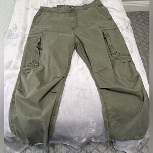 Hollister Men's Green Cargo Pants